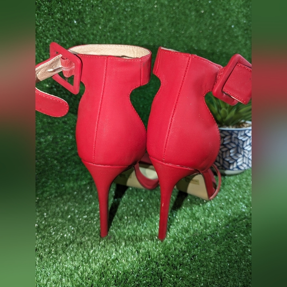 Kobe Red Nubuck size 9 - Picture 3 of 5